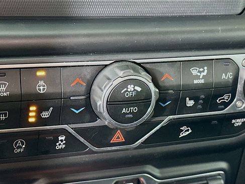 Certified 2021 Jeep Wrangler Unlimited Sport image 31