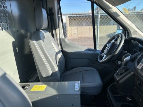 Used 2017 Ford Transit 250 148 High Roof RWD image 15