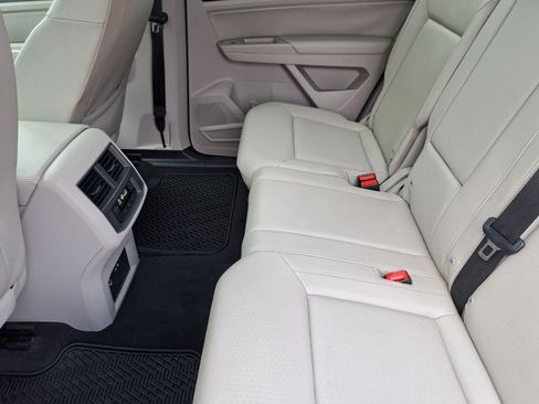 Used 2019 Volkswagen Atlas SEL image 23