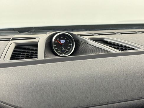 Used 2016 Porsche Panamera S image 24