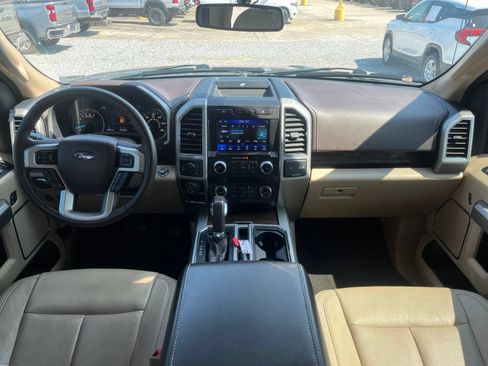 Used 2020 Ford F150 Lariat w/ Equipment Group 502A Luxury AWD/4WD image 9