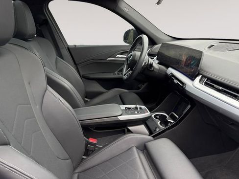 Used 2023 BMW X1 xDrive28i w/ M Sport Package AWD/4WD image 15