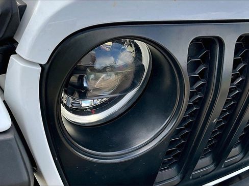 Used 2023 Jeep Wrangler Rubicon 392 w/ Trailer Tow Package image 32