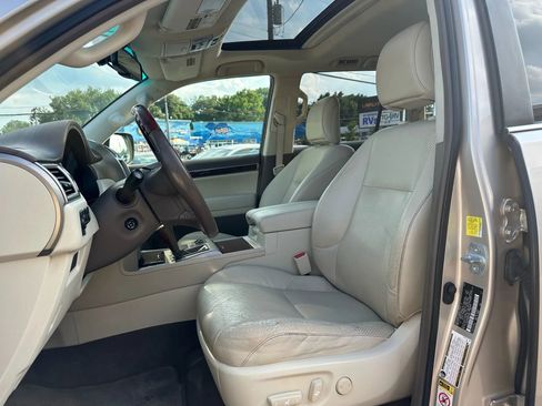 Used 2011 Lexus GX 460 image 12