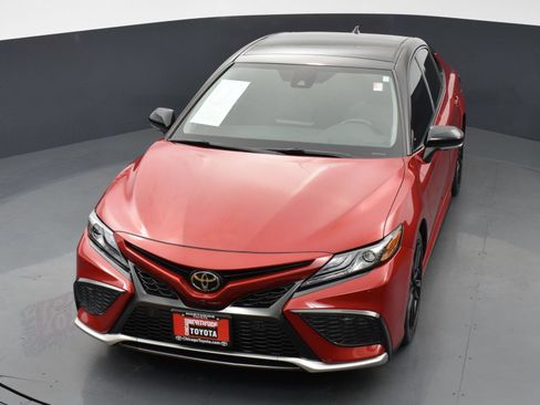 Used 2022 Toyota Camry XSE w/ Navigation Package FWD image 31