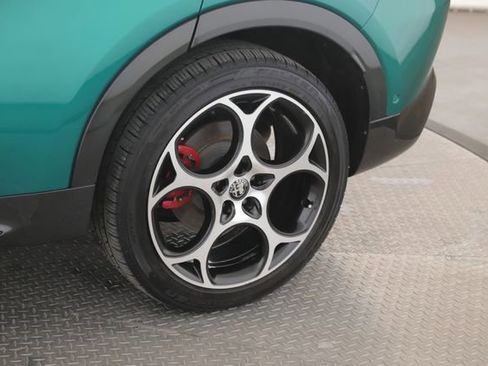 Used 2024 Alfa Romeo Tonale Veloce image 14