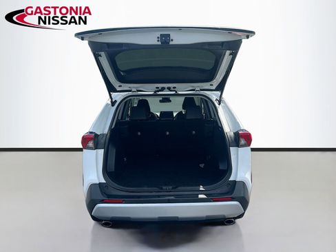 Used 2024 Toyota RAV4 Adventure image 35