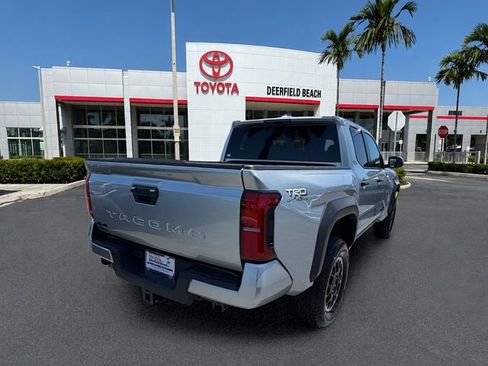 Used 2024 Toyota Tacoma TRD Off-Road AWD/4WD image 6