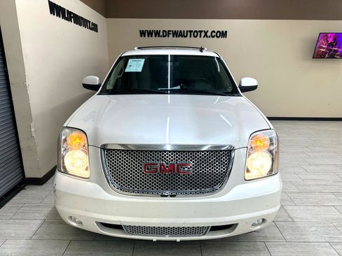 Used 2012 GMC Yukon Denali image 4