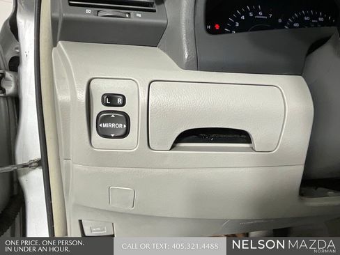 Used 2008 Toyota Camry LE image 41