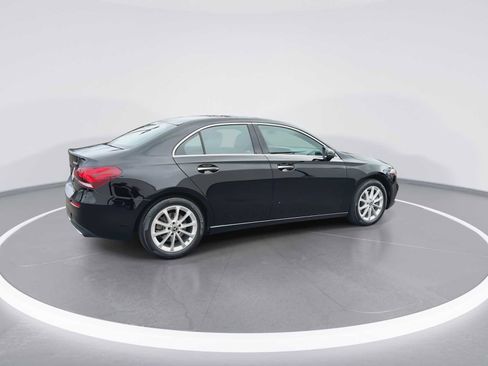 Used 2019 Mercedes-Benz A 220 4MATIC image 8