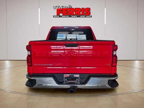Used 2021 Chevrolet Silverado 1500 LT AWD/4WD image 5