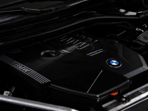 Used 2025 BMW X4 xDrive30i w/ Premium Package image 54