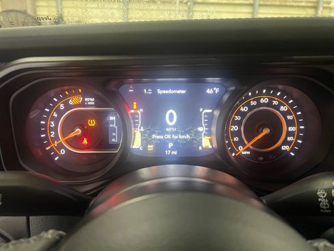 New 2026 Jeep Wrangler Unlimited Rubicon w/ Steel Bumper Group image 15