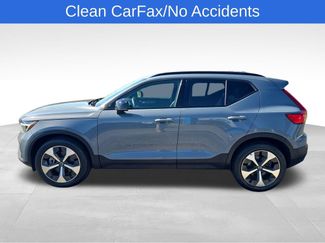 Used 2023 Volvo XC40 B4 Ultimate FWD video 2