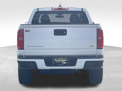 Used 2021 Chevrolet Colorado W/T w/ Custom Special Edition image 4