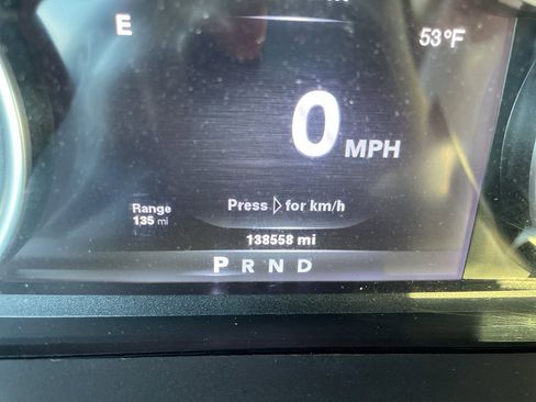 Used 2014 RAM 2500 Big Horn image 32