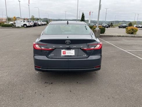 Used 2025 Toyota Camry LE AWD/4WD image 7
