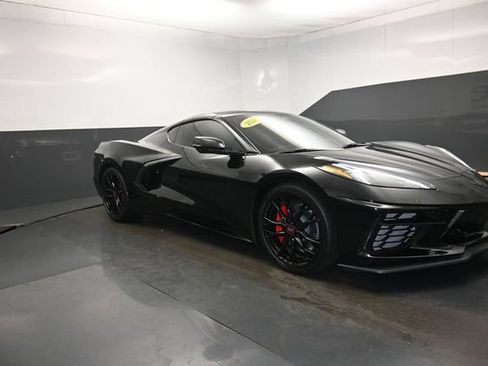 Used 2025 Chevrolet Corvette Stingray Coupe w/ Battery Protection Package RWD image 30