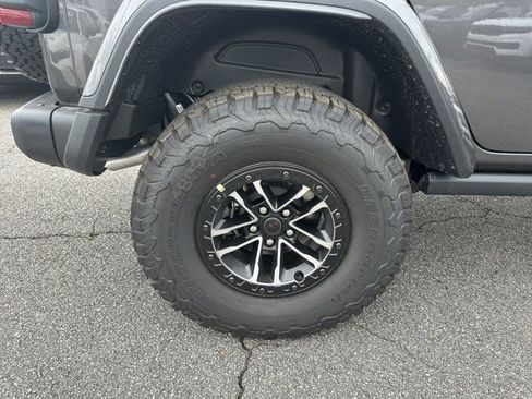 New 2025 Jeep Wrangler Rubicon w/ XTREMEE 35" Tire Package image 16