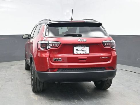 Used 2025 Jeep Compass Limited AWD/4WD image 5