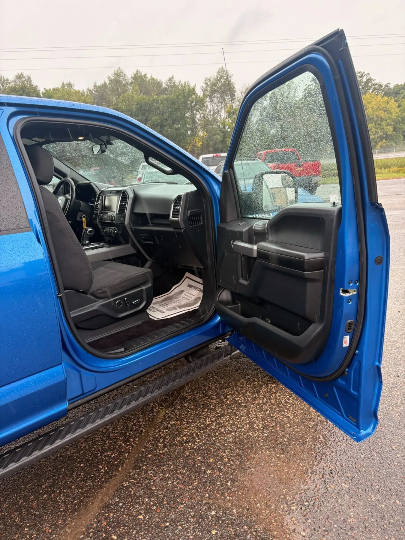 Used 2015 Ford F150 XLT w/ Equipment Group 302A Luxury AWD/4WD image 29