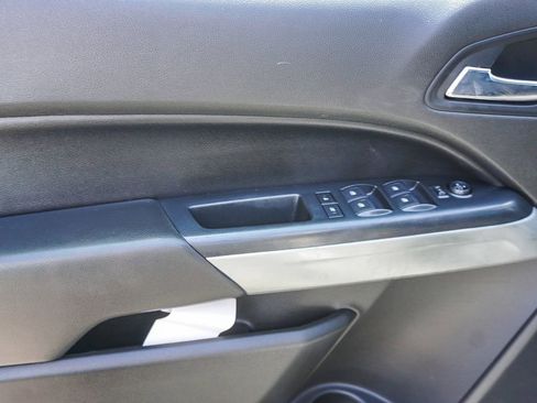 Used 2015 Chevrolet Colorado LT RWD image 18