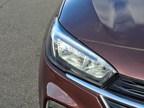 Used 2022 Buick Encore GX Select image 10