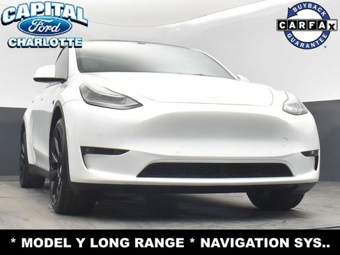 Used 2022 Tesla Model Y Long Range image 15