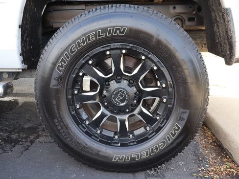 Used 2016 RAM 2500 Tradesman w/ Chrome Appearance Group AWD/4WD image 40