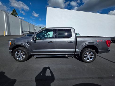 Used 2021 Ford F150 XLT w/ Equipment Group 302A High AWD/4WD image 8