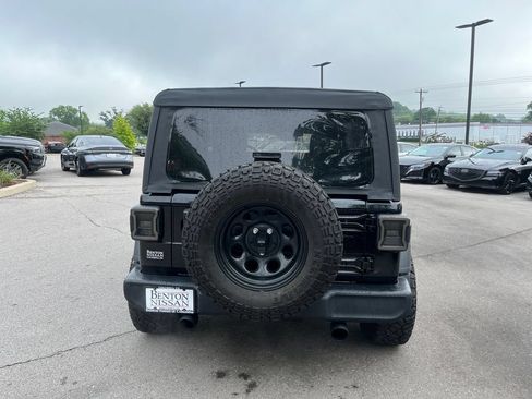 Used 2023 Jeep Wrangler Sport AWD/4WD image 6