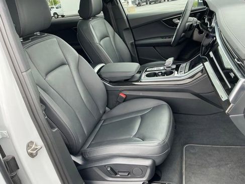 Used 2025 Audi Q7 3.0T Premium Plus AWD/4WD image 27