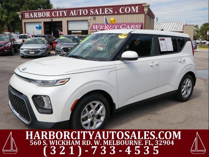 Used 2020 Kia Soul S FWD image 1