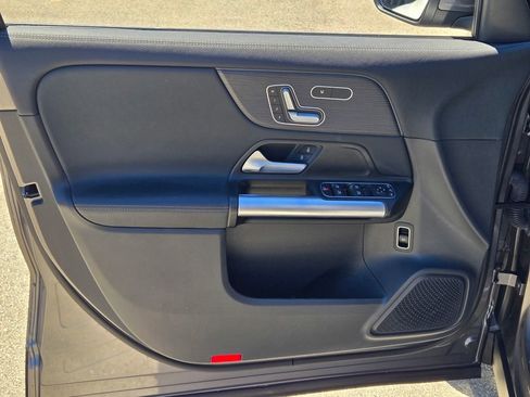 Used 2023 Mercedes-Benz GLA 250 4MATIC image 27