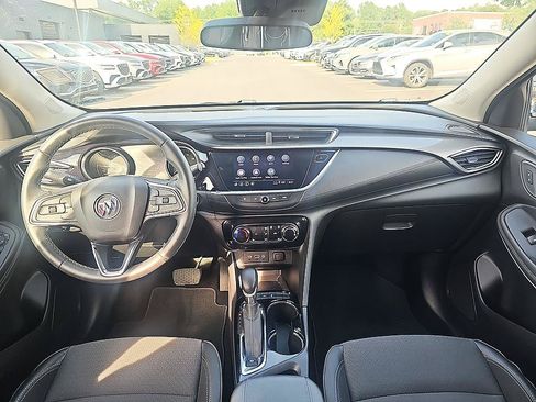 Used 2022 Buick Encore GX Preferred w/ Cold Weather Comfort Package AWD/4WD image 28