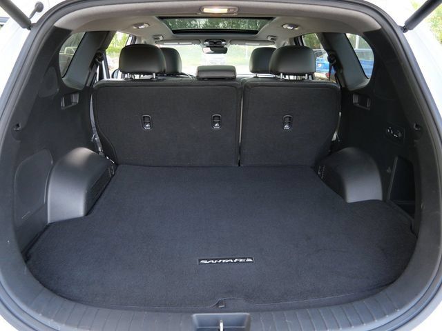Used 2023 Hyundai Santa Fe Limited AWD/4WD image 10