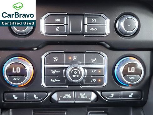 Used 2024 Chevrolet Tahoe LT AWD/4WD image 13