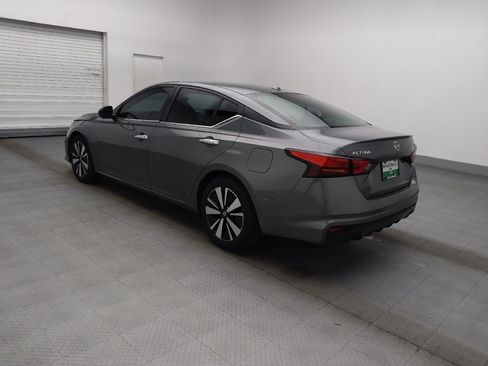 Used 2021 Nissan Altima 2.5 SV FWD image 3