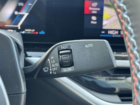 Used 2025 BMW X6 M60i image 22