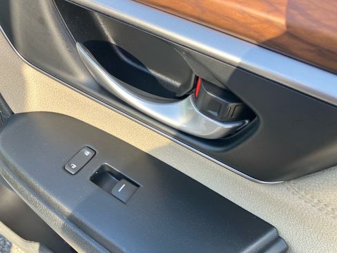 Used 2022 Honda CR-V EX image 33