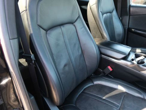 Used 2019 Lincoln Nautilus Reserve FWD image 34