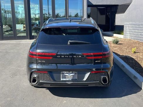 New 2025 Genesis GV70 2.5T w/ Select Package image 8