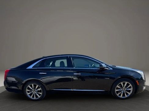Used 2017 Cadillac XTS FWD image 4
