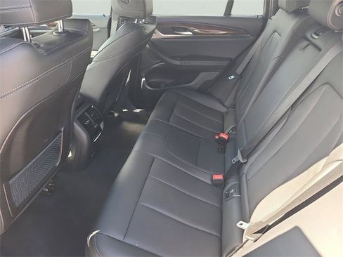 Used 2023 BMW X4 xDrive30i image 15