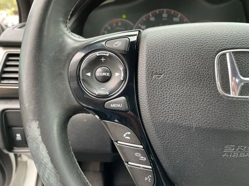 Used 2017 Honda Accord EX-L image 14