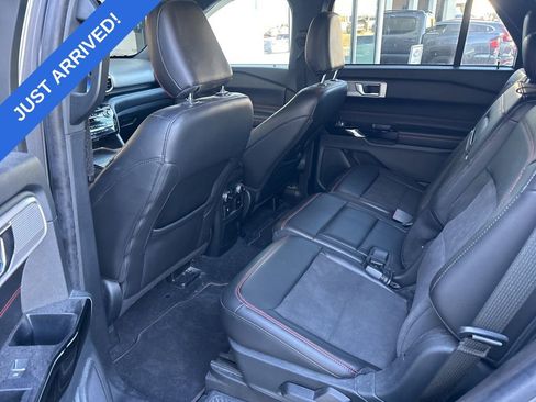 Used 2022 Ford Explorer ST-Line w/ Class IV Trailer Tow Package image 6