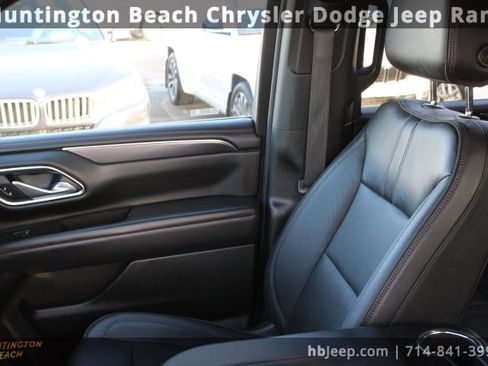 Used 2024 Chevrolet Suburban RST w/ Luxury Package image 30