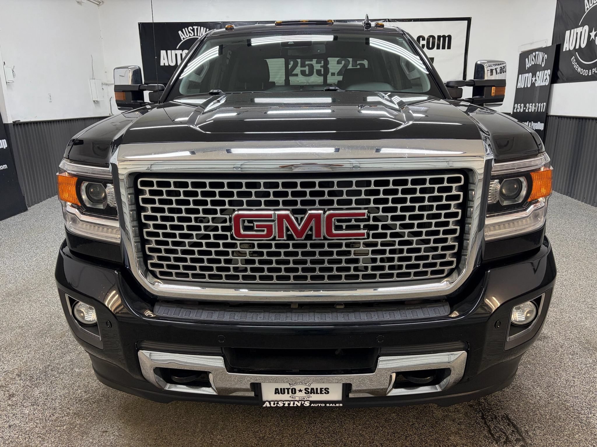 Used 2016 GMC Sierra 3500 Denali w/ Driver Alert Package AWD/4WD image 5