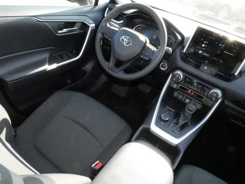 Certified 2024 Toyota RAV4 XLE image 9